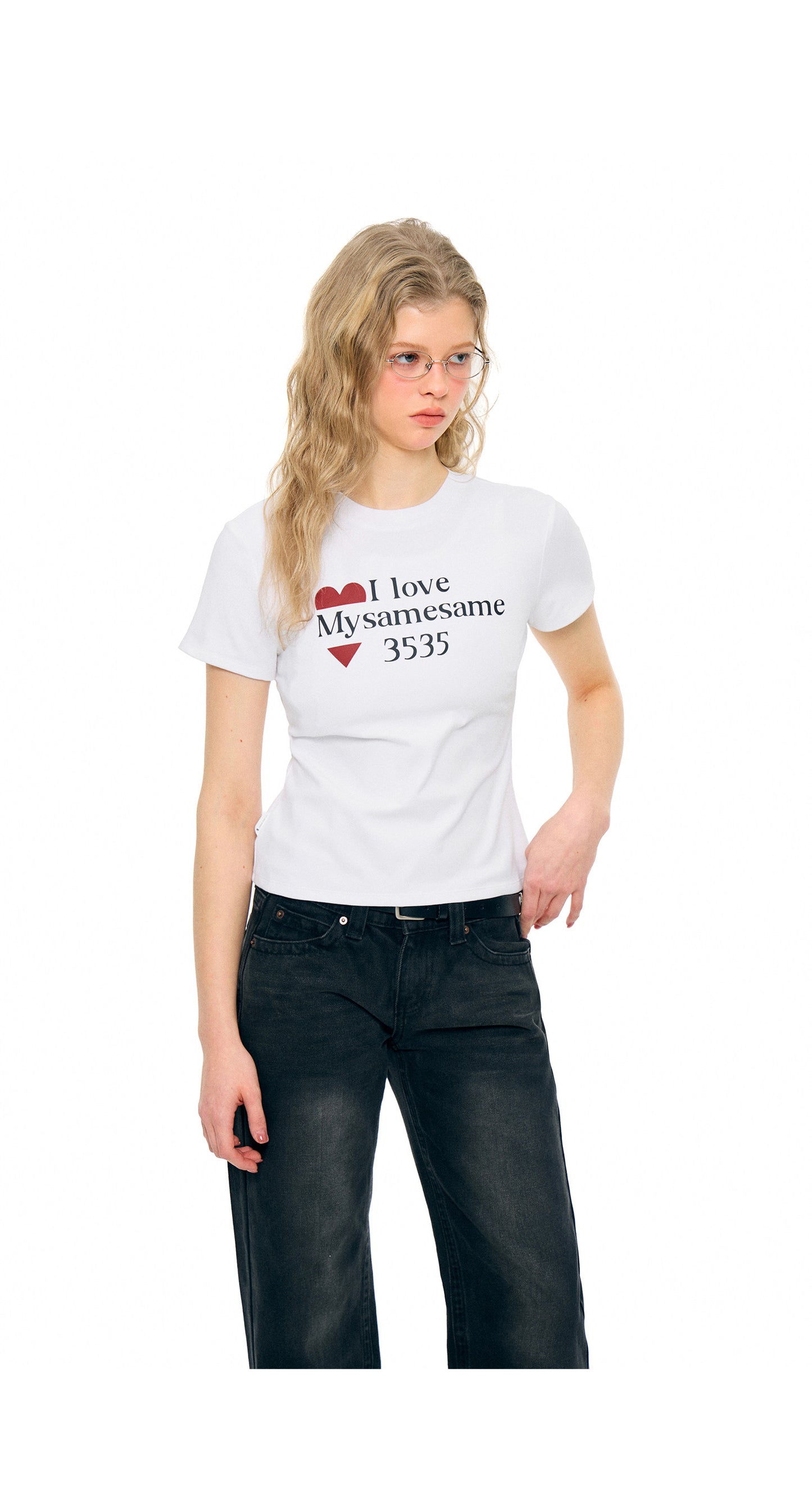 SAMESAME Simple Heart-shaped Letters Print Tee - White