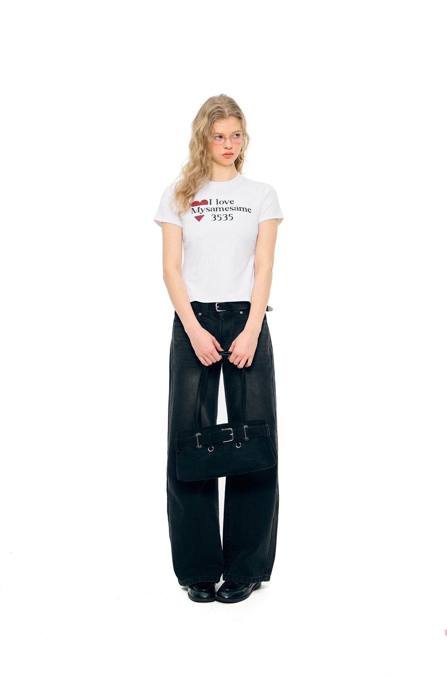 SAMESAME Simple Heart-shaped Letters Print Tee - White