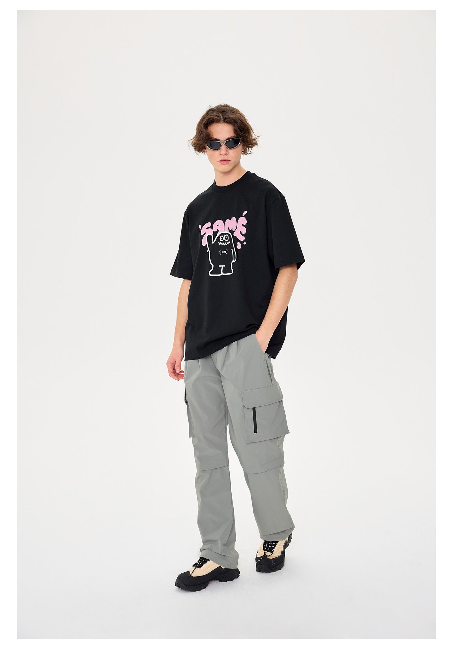 SAMESAME Little Monster Print Graphic Tee - Black