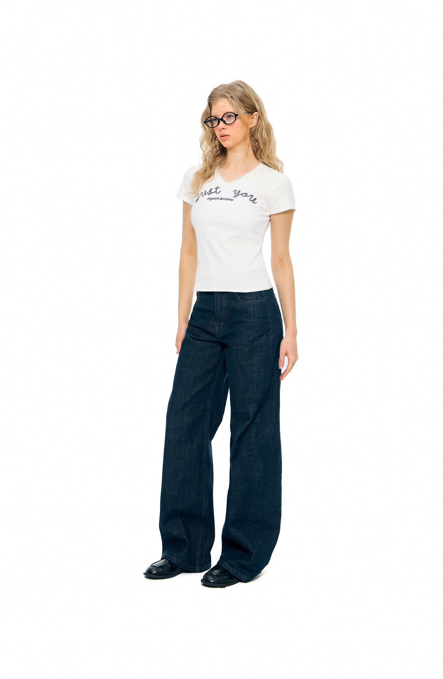 SAMESAME V Neck Beaded Letter - White