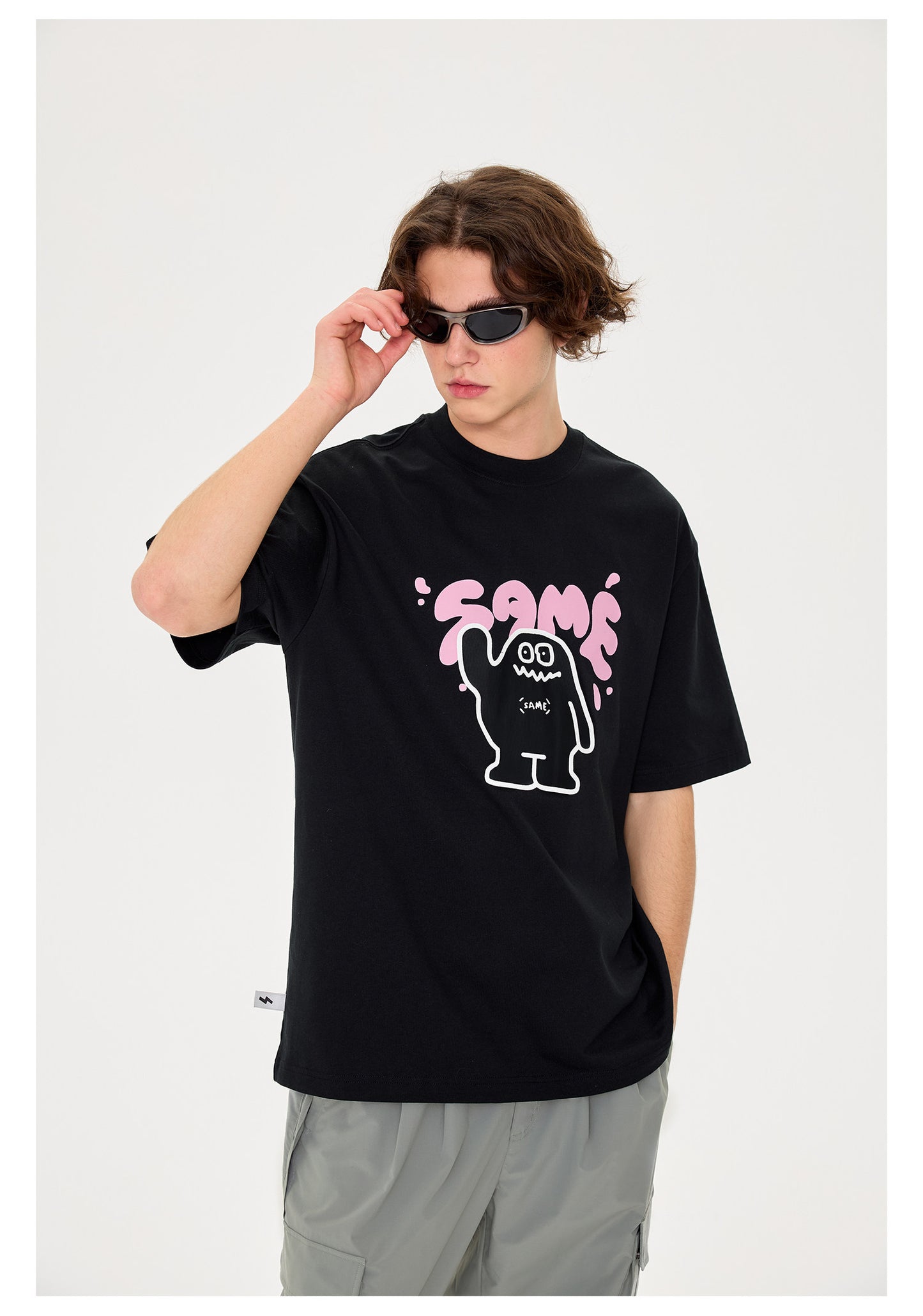 SAMESAME Little Monster Print Graphic Tee - Black