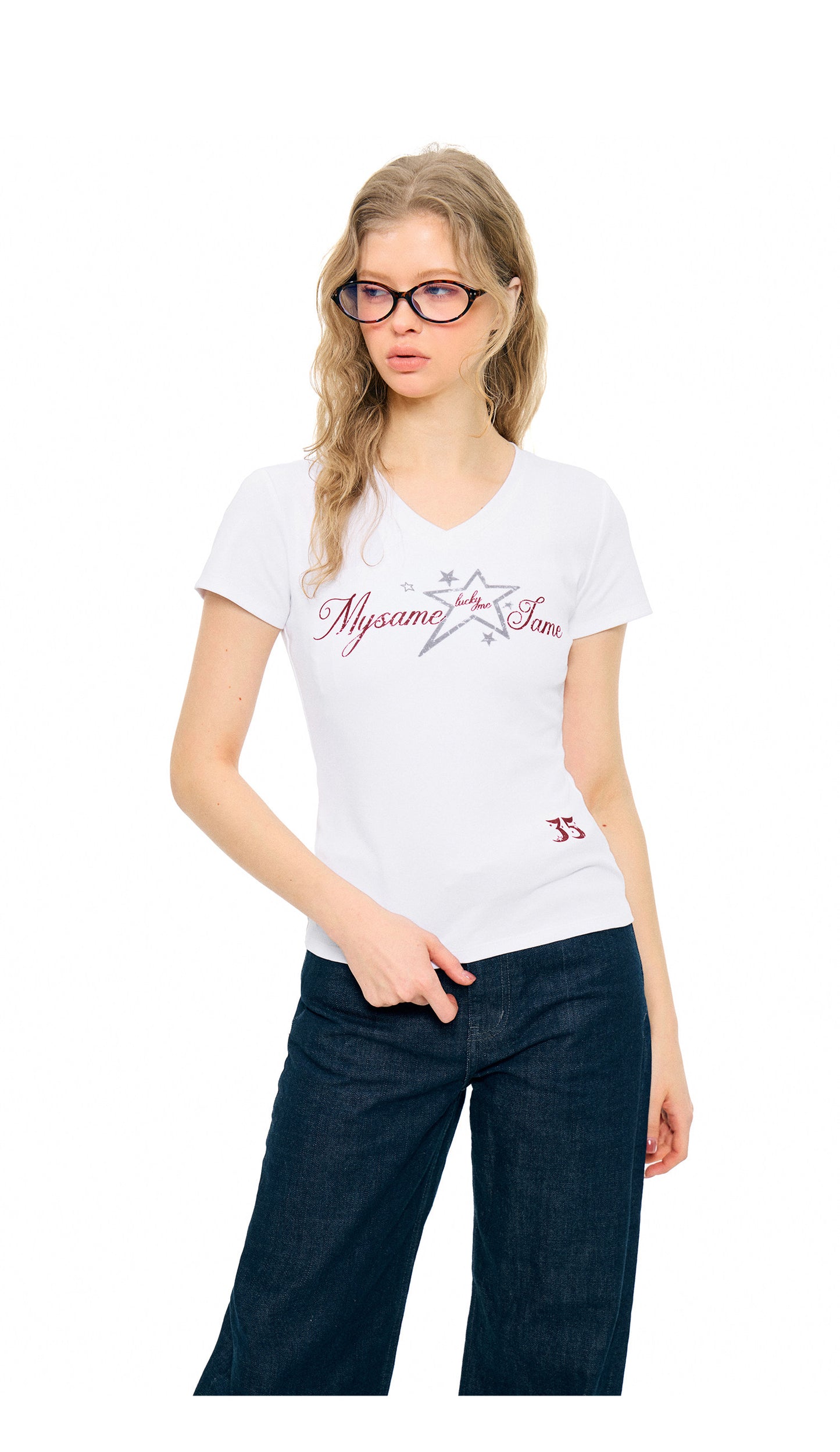 SAMESAME Star Print Graffiti Letter V Neck Tee - White