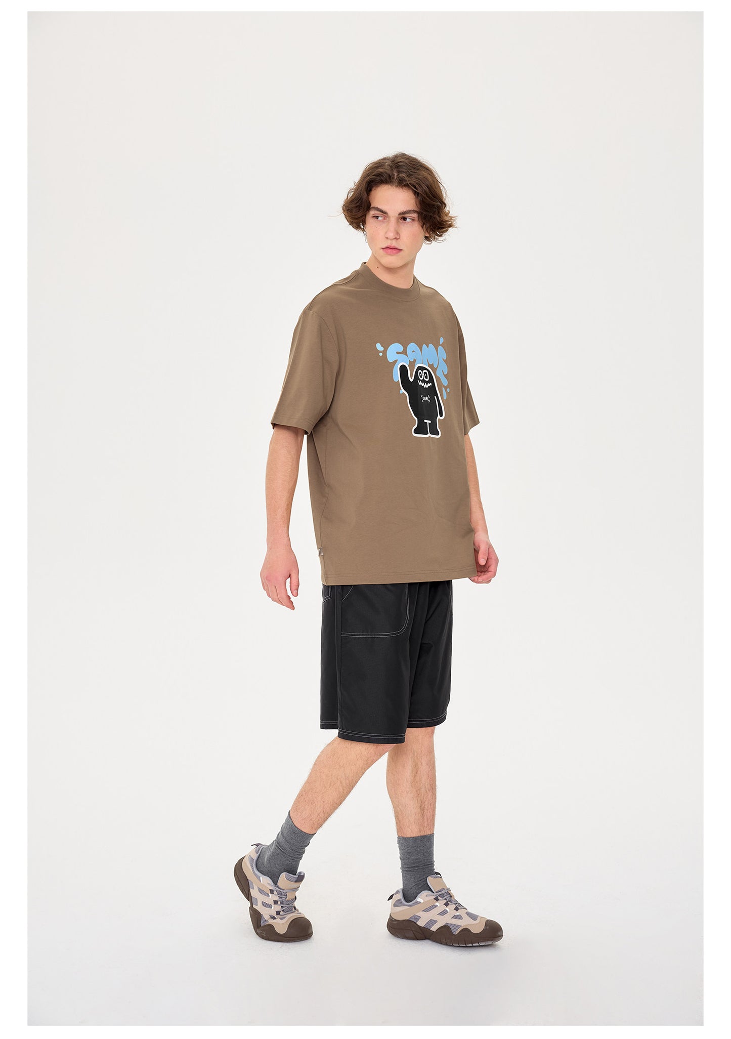 SAMESAME Little Monster Print Graphic Tee - Brown