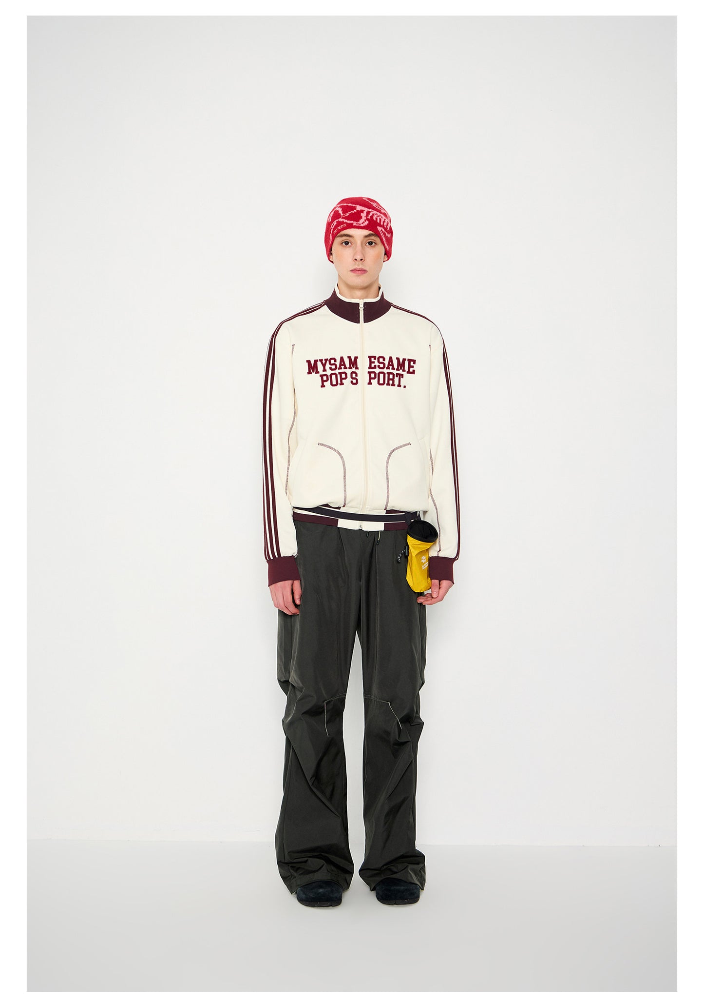 Contrast Color Letter Embroidery Sports Jacket - Apricot