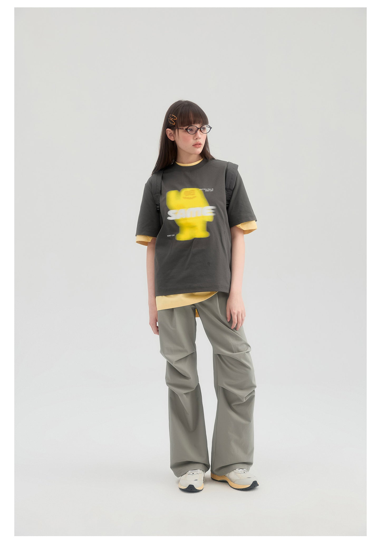 SAMESAME Logo Print Casual Graphic Tee - Dark Gray