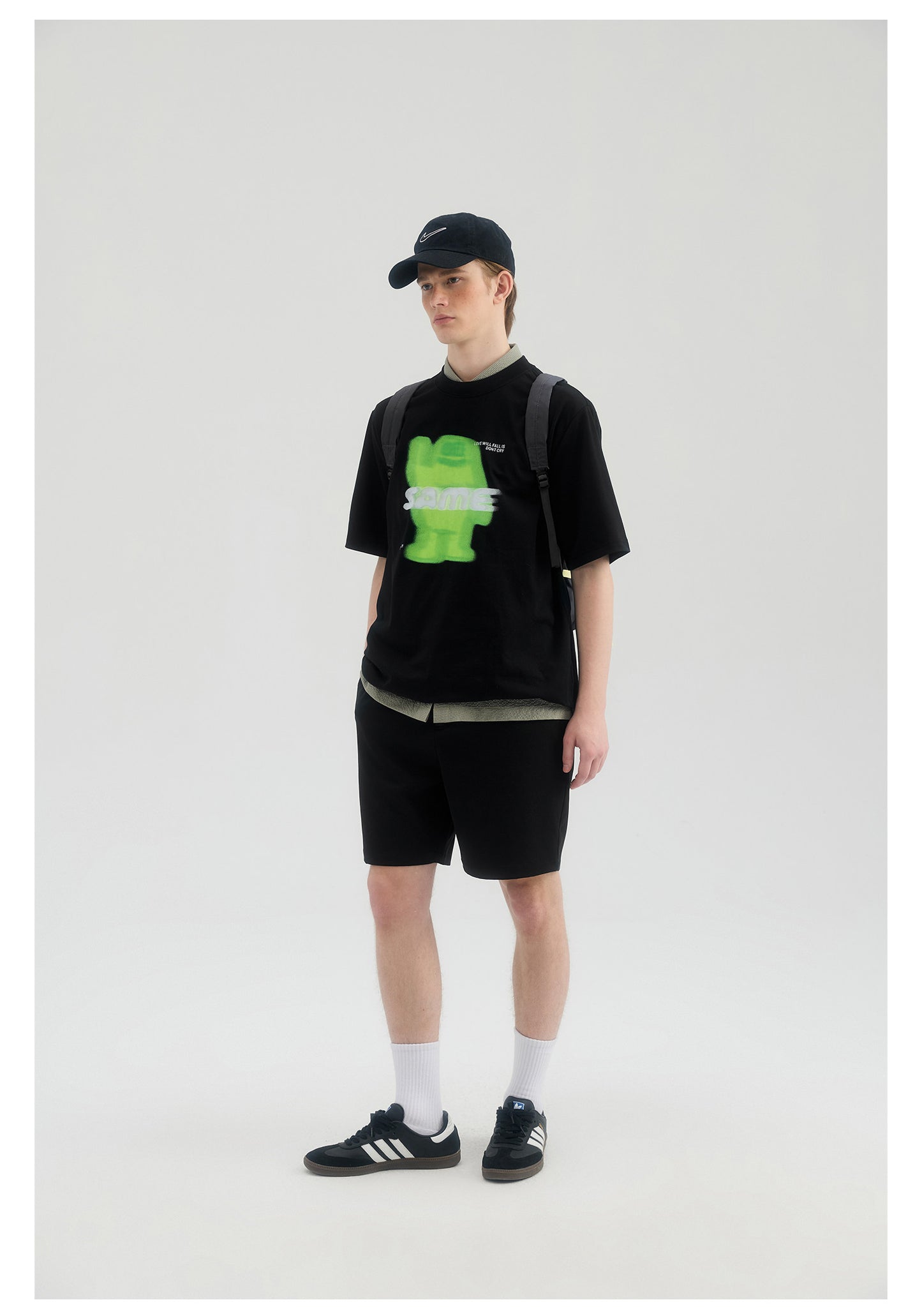 SAMESAME Logo Print Casual Graphic Tee - Black