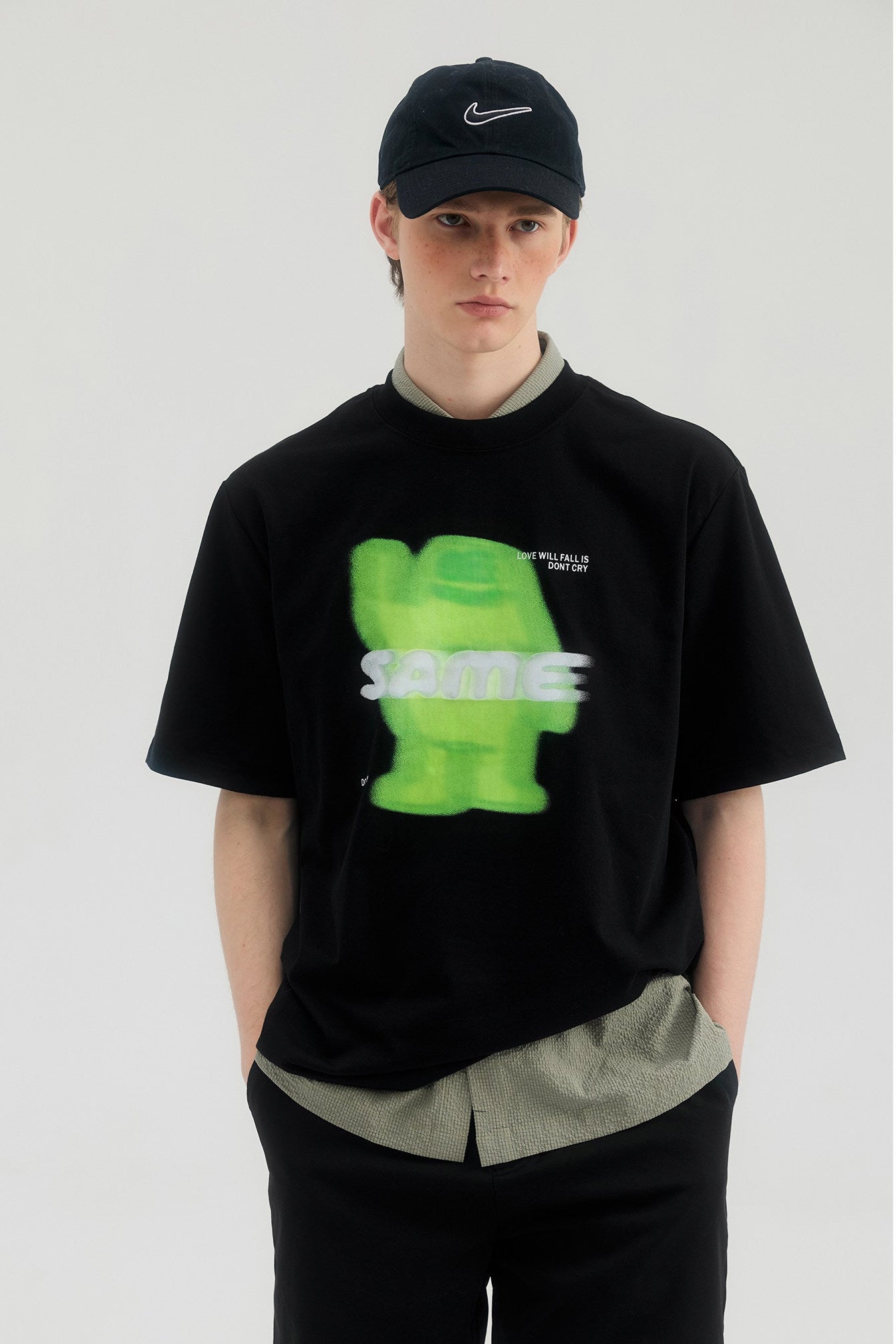 SAMESAME Logo Print Casual Graphic Tee - Black